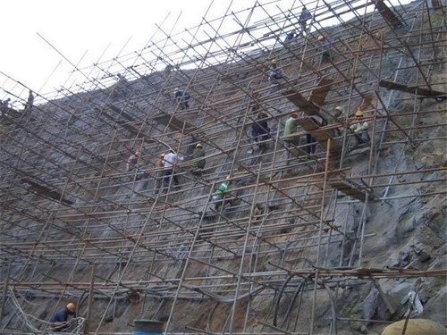 龙凤公路桩基检测
